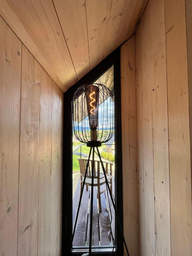 Bramble Tiny House Villa Zarnesti Exterior photo