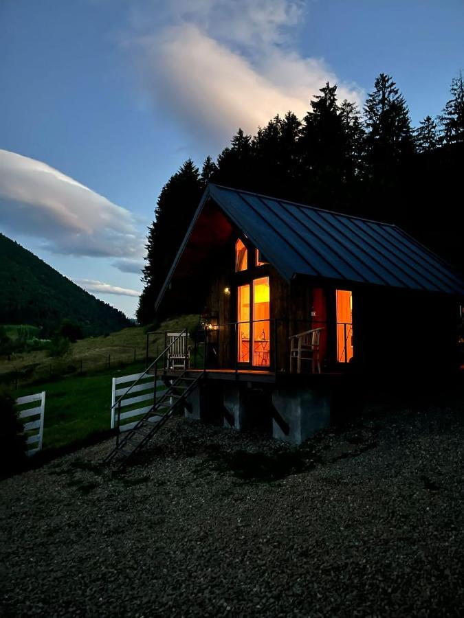 Bramble Tiny House Villa Zarnesti Exterior photo